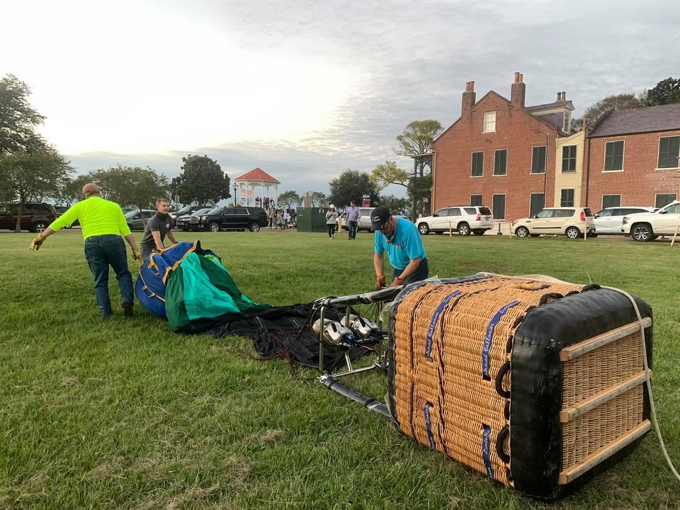 We had a great time road tripping to Natchez for their 35 annual balloon event this past weekend.