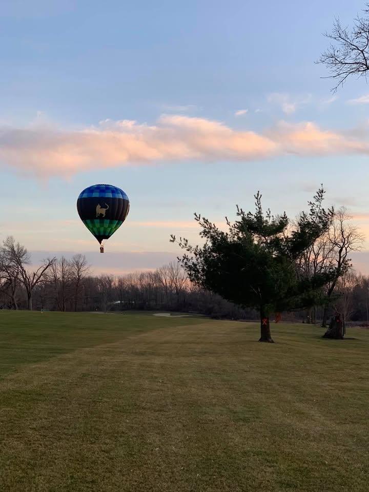 Santa made an appearance today over Marion in my hot air balloon.