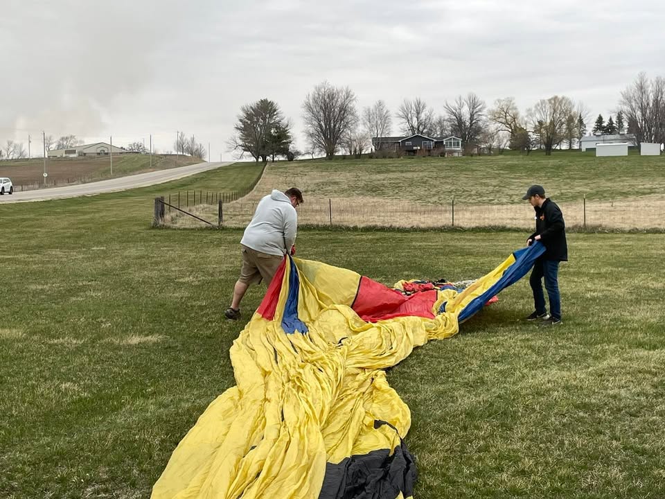 It wasn’t a very pretty ballooning day but it was a flyable day.