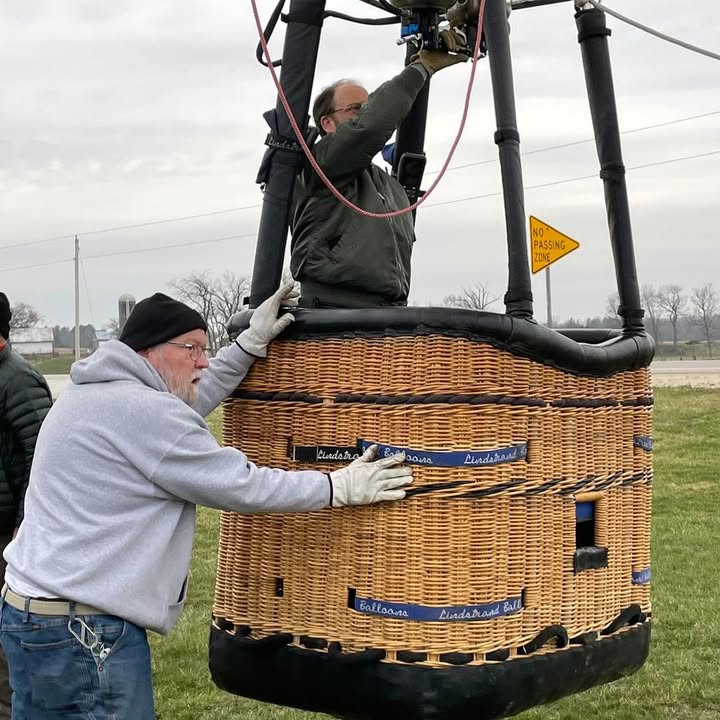 It wasn’t a very pretty ballooning day but it was a flyable day.