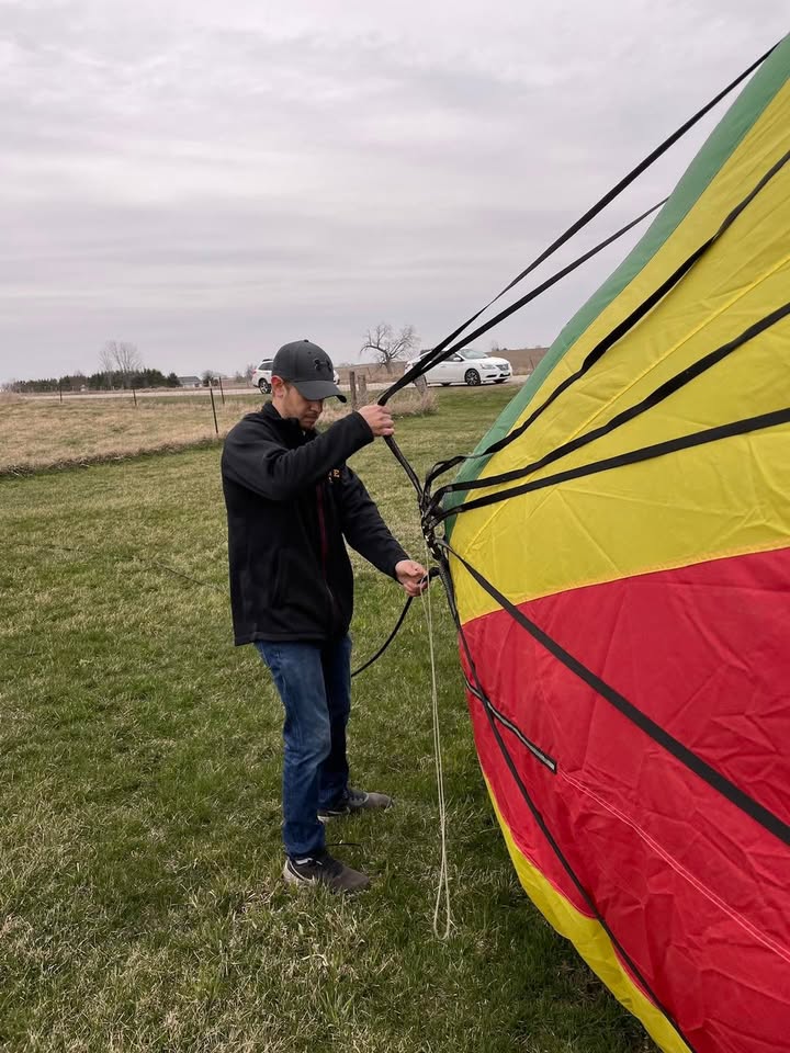 It wasn’t a very pretty ballooning day but it was a flyable day.