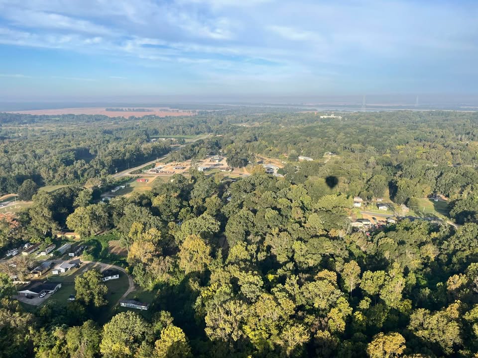 After a 30 minute weather hold this morning we were able to fly.
